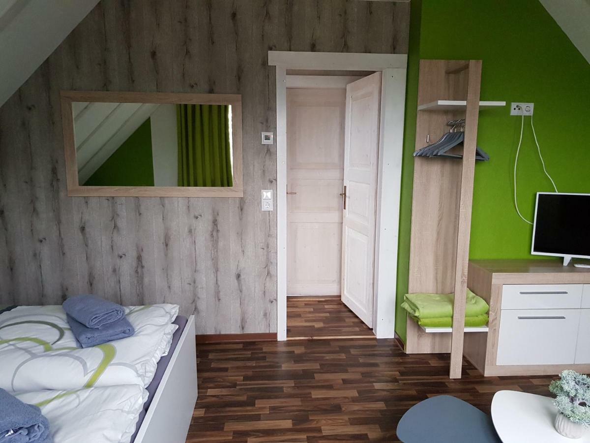 Ferienhaeuser Oberdorla Buitenkant foto